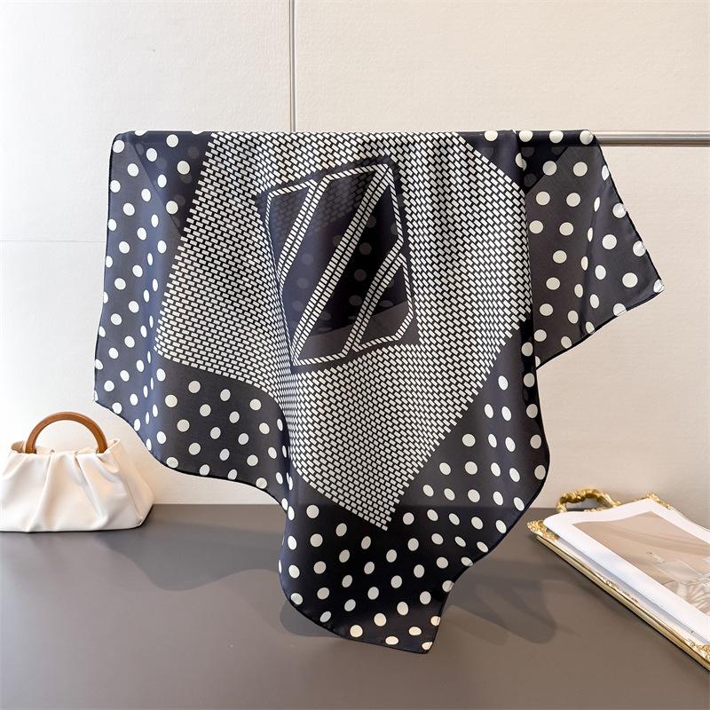 Luxury Dot Print Designer 70cm Square Scarves Women's Silk Scarf Spring and Summer Bandana Small Hairbands Foulard Shawl