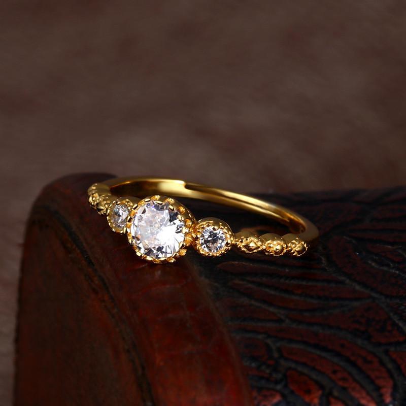 Chic Geometric Design Copper Ring With Sparkling Zircon For Stylish Women