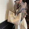 Spring New Fashion Retro Large-capacity Commuter Shoulder Bag Casual Simple Handbag