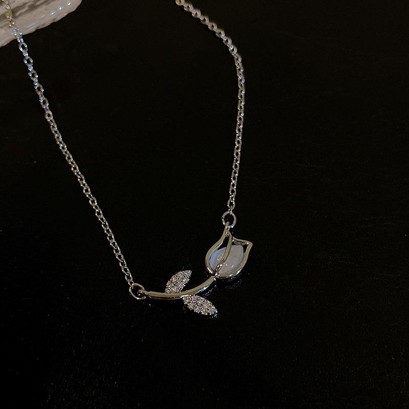 Creative And Elegant Tulip Necklace, Multifunctional Collarbone Pendant Necklace, Fashionable And Elegant Necklace, Birthday, Graduation Anniversary,