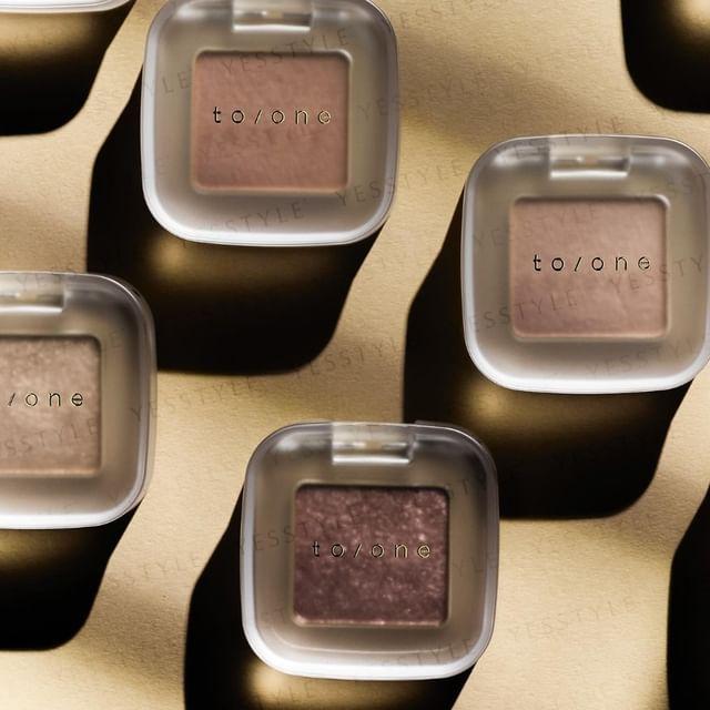 to/one - Petal Float Eye Shadow 14 Almond Biscotti