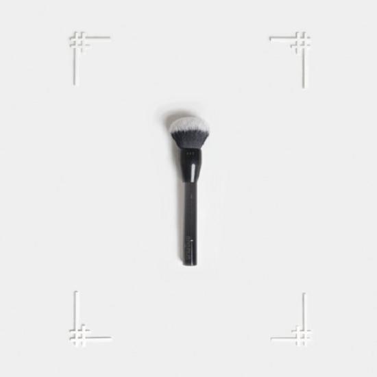Ohgnus 002 Powder & Blusher Brush
