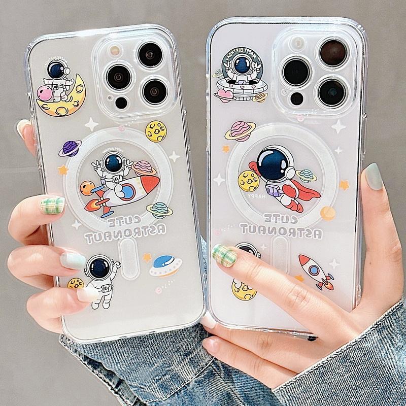 

Для iPhone 15 Pro 14 13 12 11 противоударный прозрачный милый чехол с изображением космического космонавта из ТПУ магнитная задняя крышка