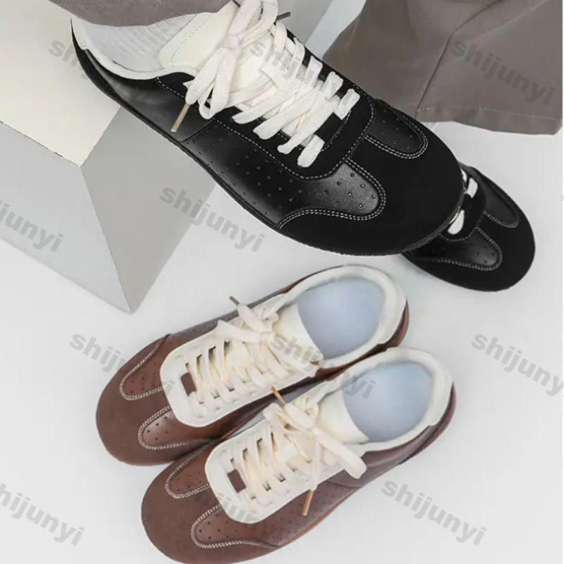 Men's Casual Shoes 2026 Spring Autumn New Mesh Breathable Outdoor Sports Shoes Fashion Cross Tied Lightweight Comfortable Flats