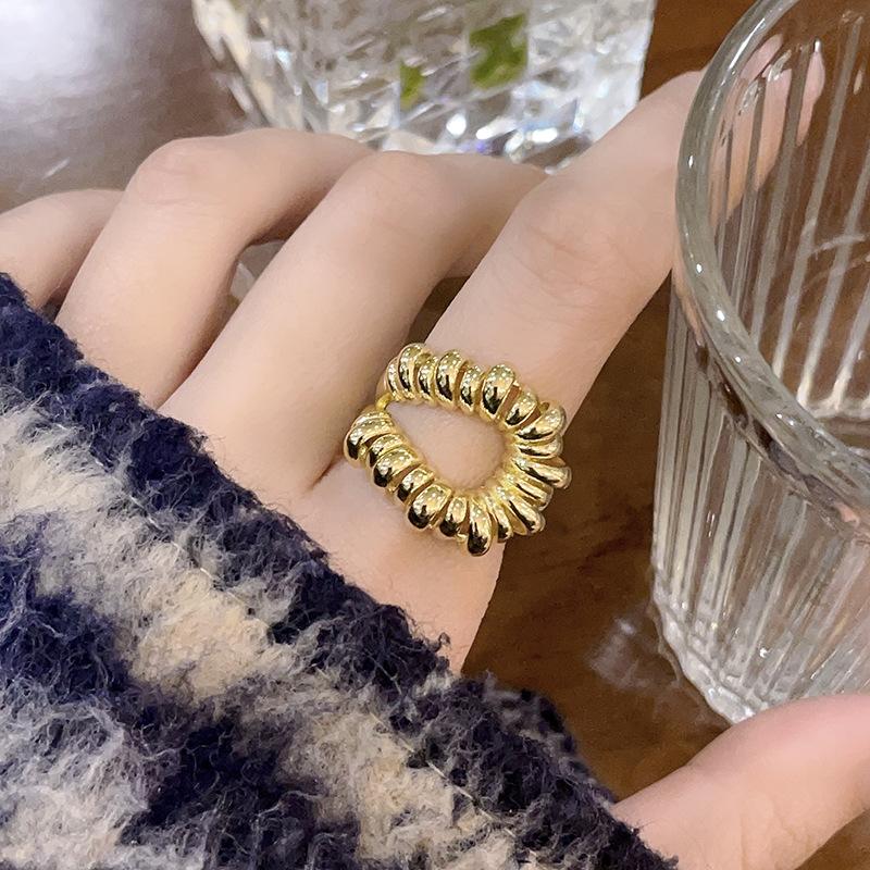 Niche Design Dark Personality Snake Open Ring Stacking Wearing High Sense Fashion Cold Wind Ring