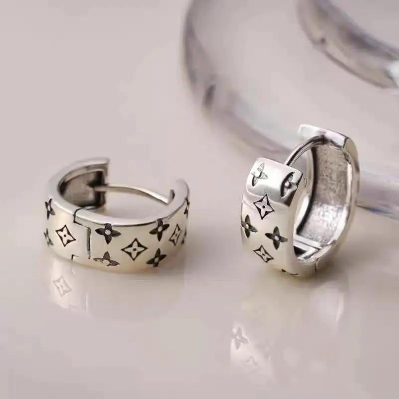 

Новая популярная пряжка для ушей со звездой, модный дизайн, простая и персонализированная пряжка для ушей для женщин, ювелирные изделия