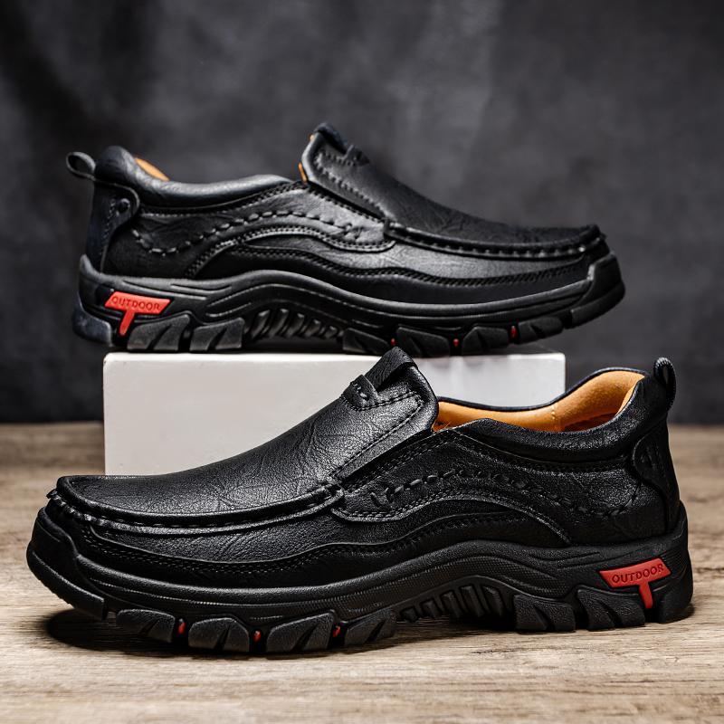 New Arrival Mens Leather Casual Shoes Breathable Loafers Men Sneakers Comfortable Male Driving Flats Slip on Footwear Moccasins