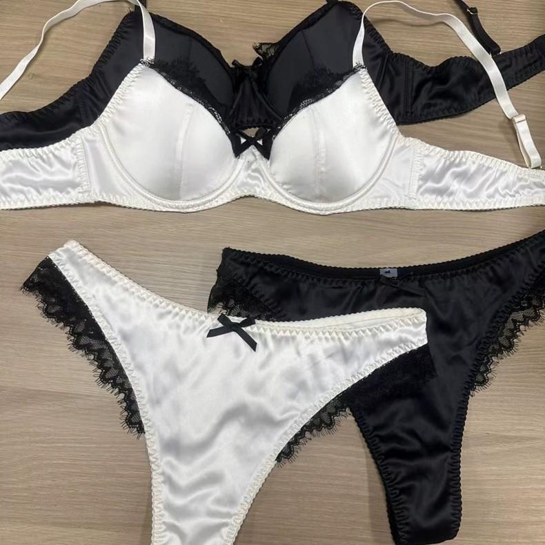 Autumn and Winter New Pure Desire Sexy Big Breasts Show Small Bra Set Thin Glossy Lace Edge French Underwear Women
