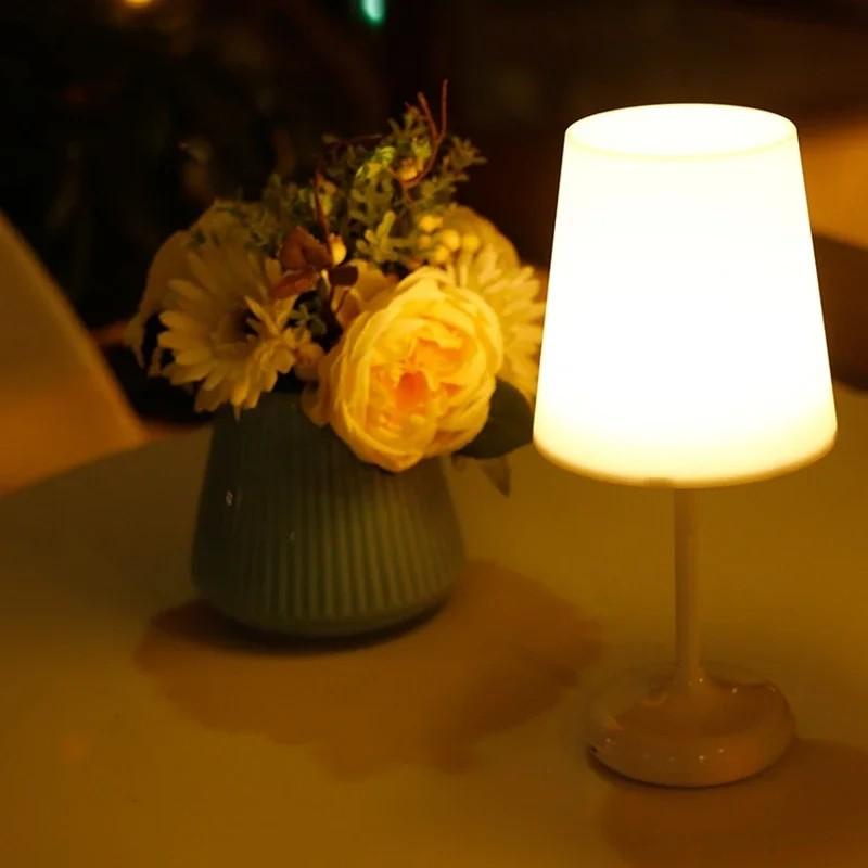High Quality Romantic LED Mini Table Lampara De Mesa Top Wireless Dining Touch Eco-Friendly High End Portable Restaurant