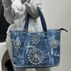 Damen gewaschene Denim-Tragetasche Große Kapazität Elegante Diamantblume Schrägbandtasche