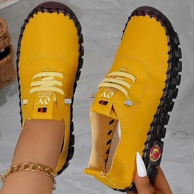 Kadın Günlük Spor Ayakkabı Yeni Bahar Yaz Yumuşak Tabanlı Nefes Alabilen Mokasen Retro Tarz Büyük Beden 35-45 Kadınlar İçin Tek Ayakkabı