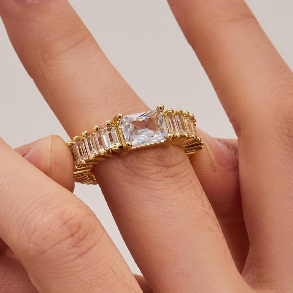 Gold-Plated Zirconia Geometric Ring - Chic European & American Style, Versatile Index/Finger Ring for a Luxurious Fairy-Tale Look.