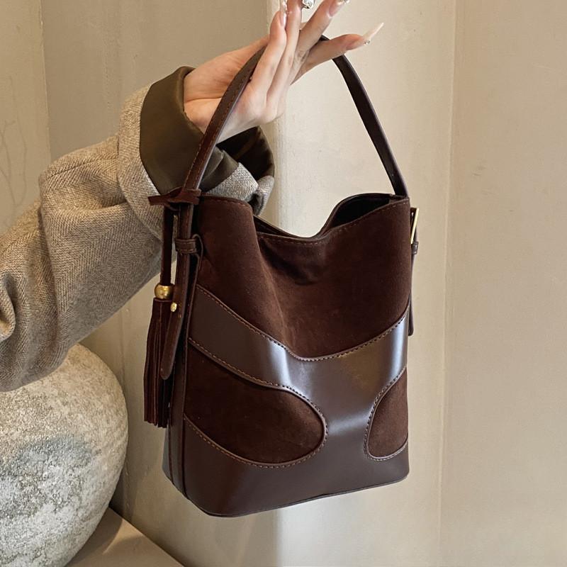 Ielgy Retro Fashion Hand-Carry Bucket Bag Autumn Winter Frosted Casual Shoulder Bag Niche High-End Female Bag