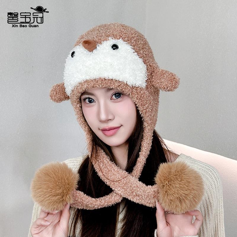 Winter cartoon penguin hat women's outdoor warm ear protection knitted wool hat versatile face small pullover hat