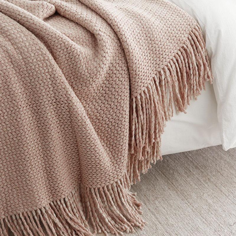 Nordic Knitted Throw Blanket Luxury Sofa Cover Thickened Two-color Wool Blanket With Tassels Modern Design Bedspread Soft Shawl