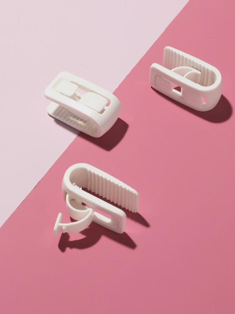 Anti-Slip Quilt Fastener: Secure, Pin-Free, Invisible Clip To Keep Quilt In Place