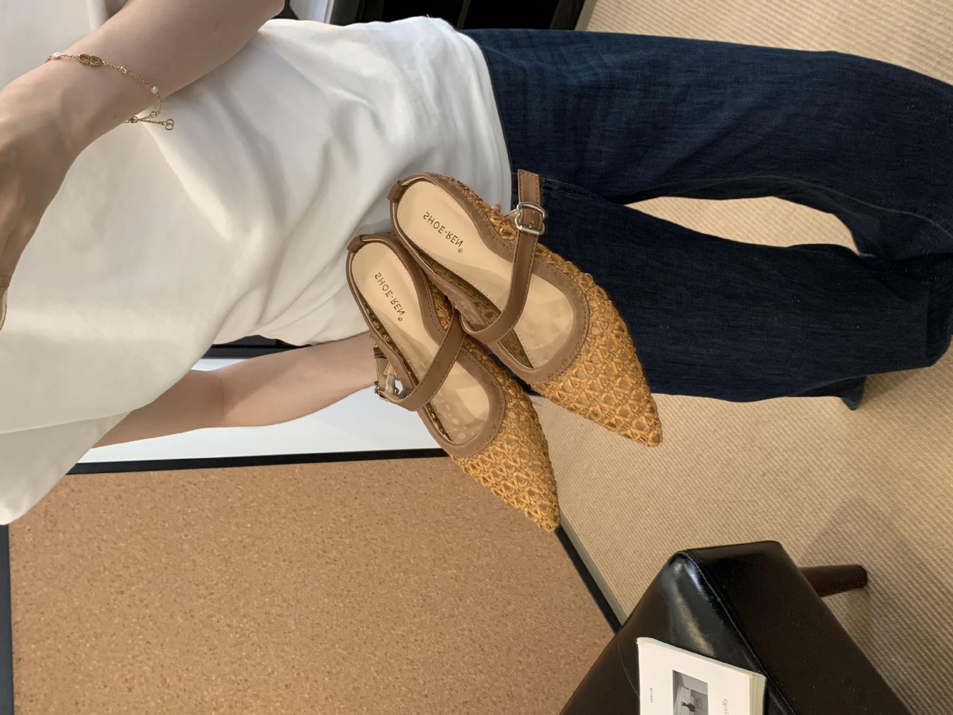 

Остроносые полые дышащие внутренние увеличивающие рост сумка-голова полушлепанцы женские для улицы 2025 лето с одной педалью шлепанцы Birkencool 39 коричневый