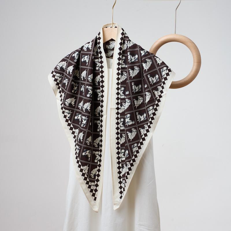 Summer Atmosphere Wearing Headscarf Twill Silk Simulation Silk Cool Diagonal Scarf Cashew Print Women's Triangle Silk Scarf