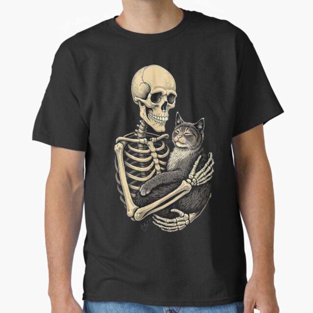 Skeleton Hugging Cat Halloween Cat Lover Cat Mom Dad T-Shirt Unisex T-Shirt XXXL
