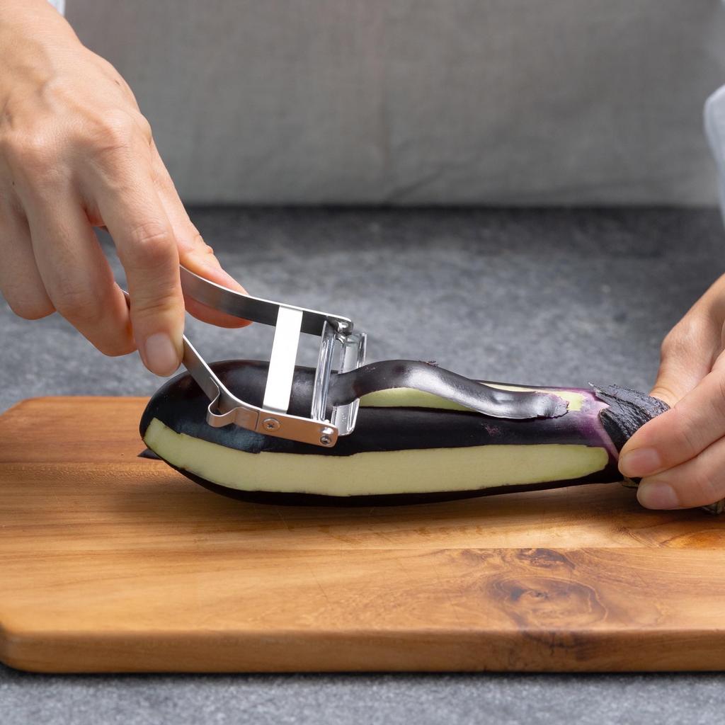 Iidaya Ever Peeler Mini In Blade 2020 Good Design Award Winner Professional Specification Thin Slice Small Light (Made Japan/Right-handed/Replaceable