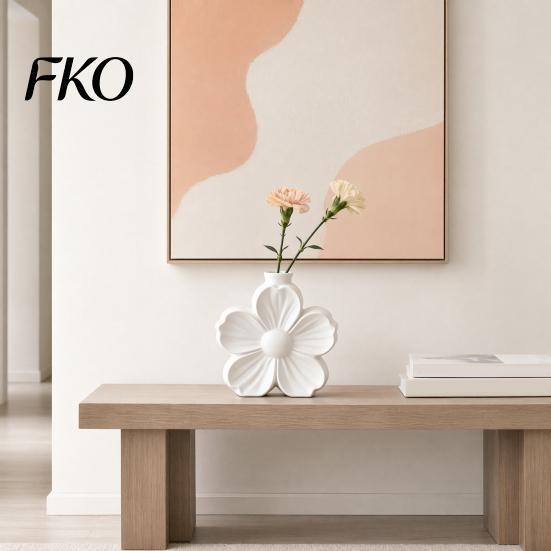 Artistic Decorative Ornament 3D Printed Minimalist Flower Vase, Matte Frosted Vase for Fresh Modern Home Table Decor or Dried Stems,
