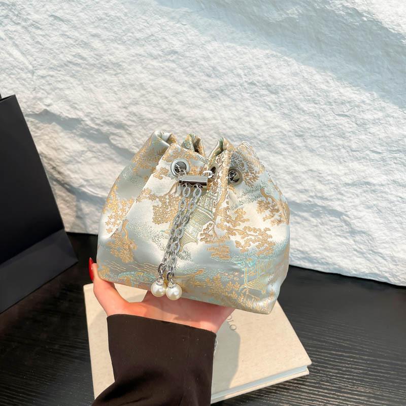 New Chinese style national style women's bag handbag 2025 new bucket small bag simple chain single shoulder oblique span bag