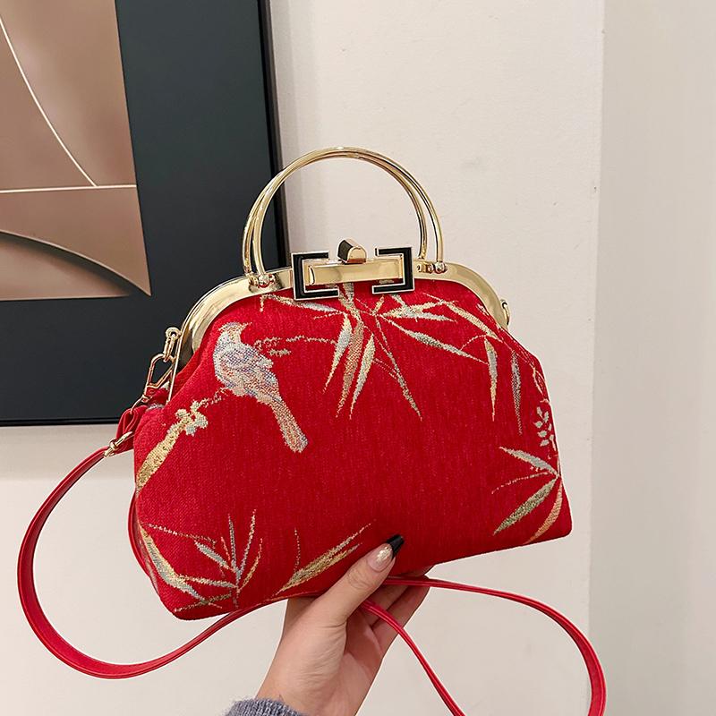 Boho Chic Floral Embroidered Shoulder Bag for Women Metal Handle Purse with Chain Strap Party Gift