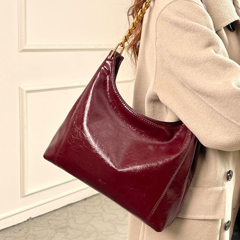 

Red Bridal Bag Large Capacity Bag Tote Bag Elegant Bridal Wedding Bag Underarm Bag Gift Commuter Messenger Bag Ankoala Red