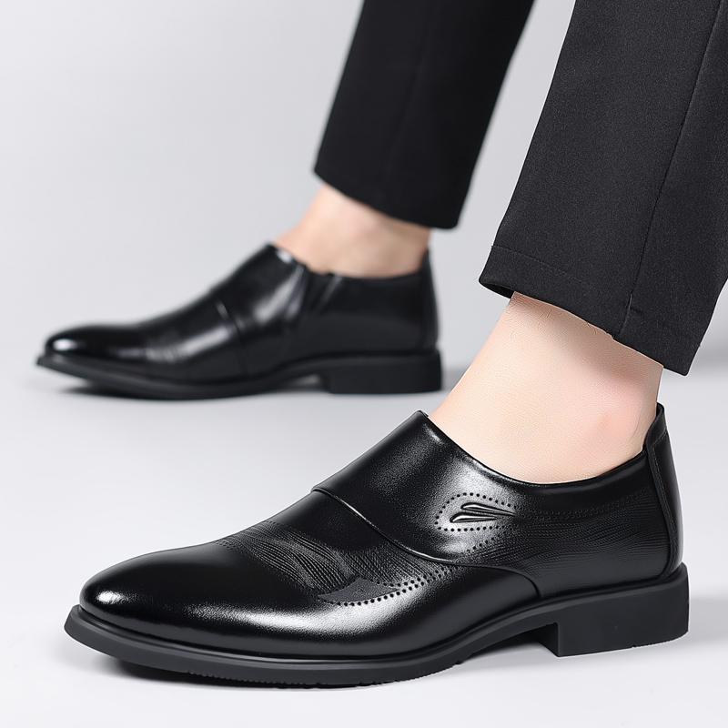 Fashion Summer men's leather shoes Retro classic design style Retro classic design style Black brown outdoor shoes Gentlemen's New