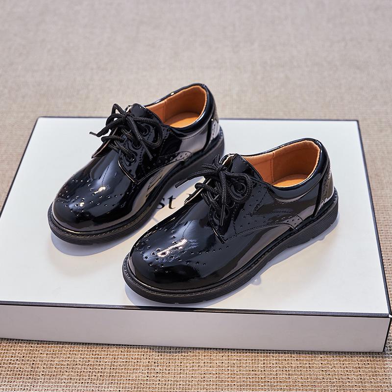 

Boys Black Leather Round Toe Soft Sole Performance Shoes 27 чёрный