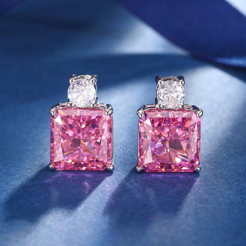 

Ювелирные изделия Бриллиант высокой углеродистости Огранка «Ледяной цветок» Медь с инкрустацией Принцесса Розовый бриллиантовый набор 12 * 12-10 * 10