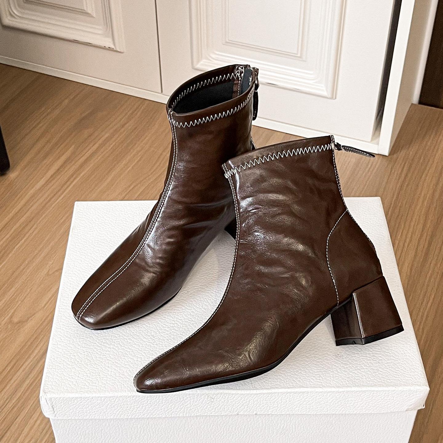 

Версия из овчины~ Кожаные французские квадратные носки тонкие универсальные толстый каблук высокий каблук тонкие короткие ботинки женские ретро ботинки Мартин одиночные ботинки 40