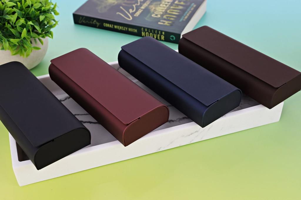 Etui Okularowe Na Magnes Sthc-14A Granatowe