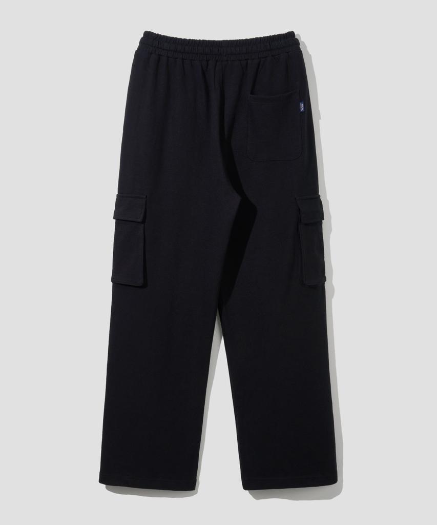 AGOD Single-Pleat Cargo Sweatpants [Black]