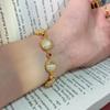 2023 Vintage-Style White Shell Retro Bracelet - Moonlight Treasure Box Design