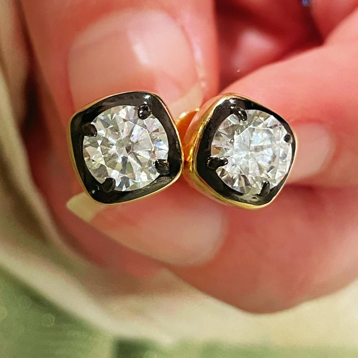 Trendy INS Moissan diamond S925 Silver Gold Plated Daily Black Gold Small Sugar Ear Nail Gun Earrings чёрный