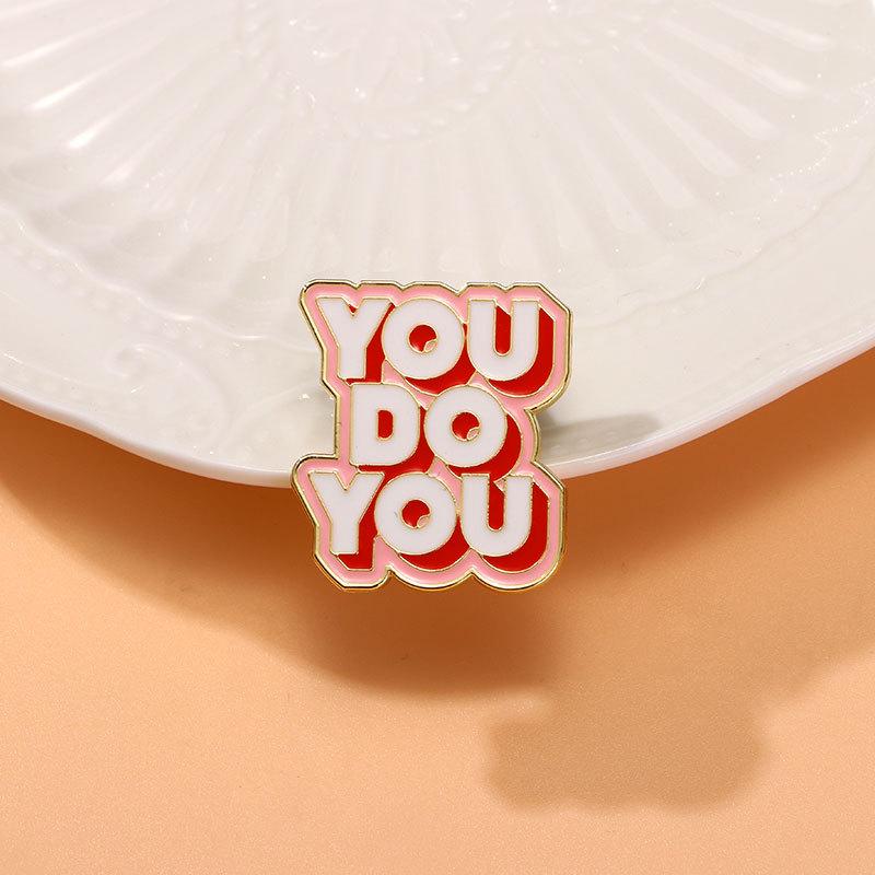 English alphabet cartoon brooch simple and cute student schoolbag decorative baking paint