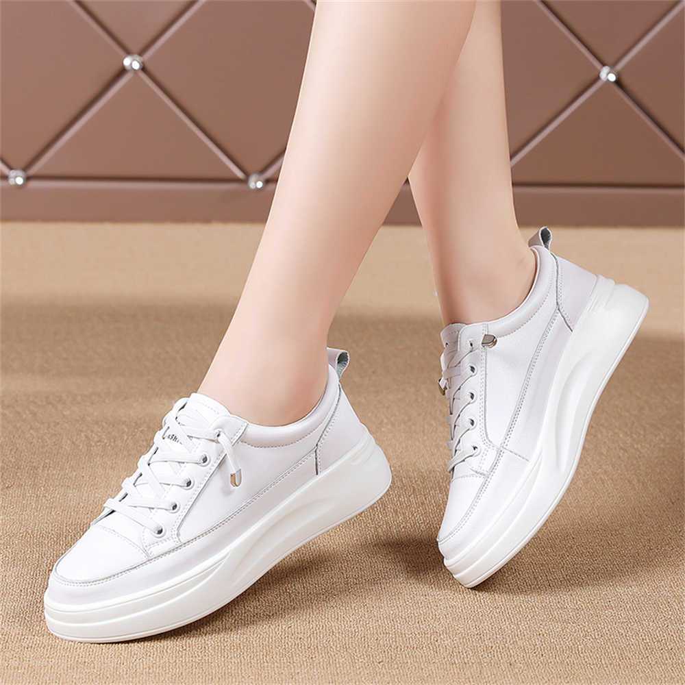 Chunky 38-39 Skateboarding Shoes Woman Sneakers With High Top Ankle Boots Sport Supplies Sapatenes 2025summer Sneakeres