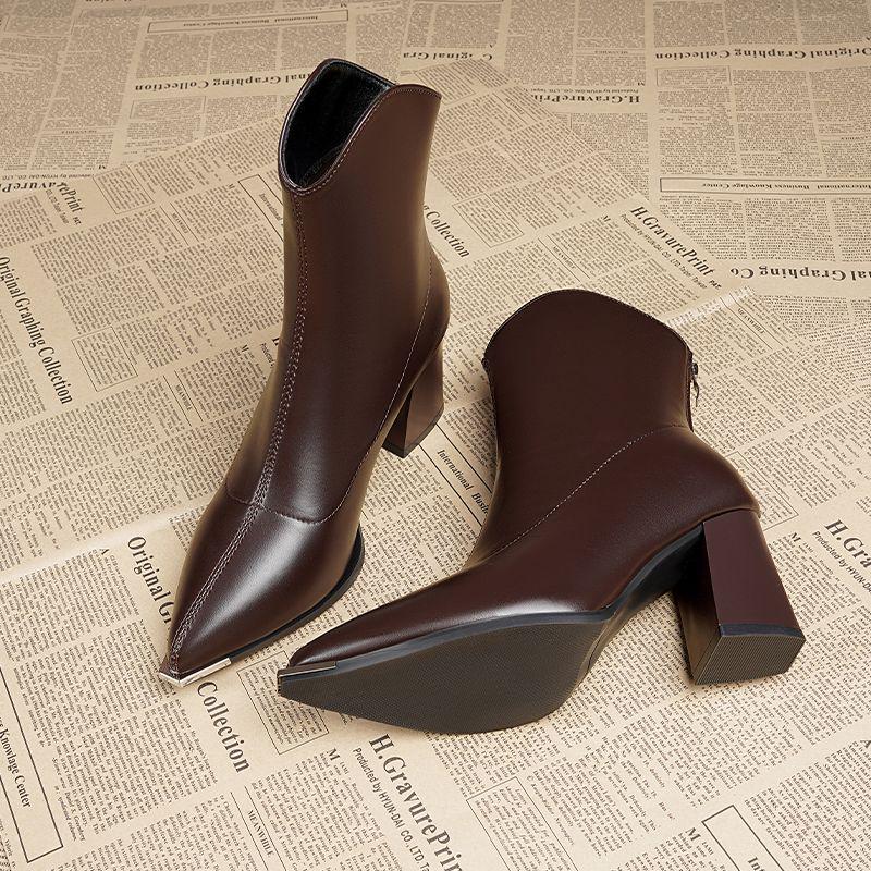 2025 Trendy Pointed Toe Chunky Heel Ankle Boots for Women - High-End Petite French Style
