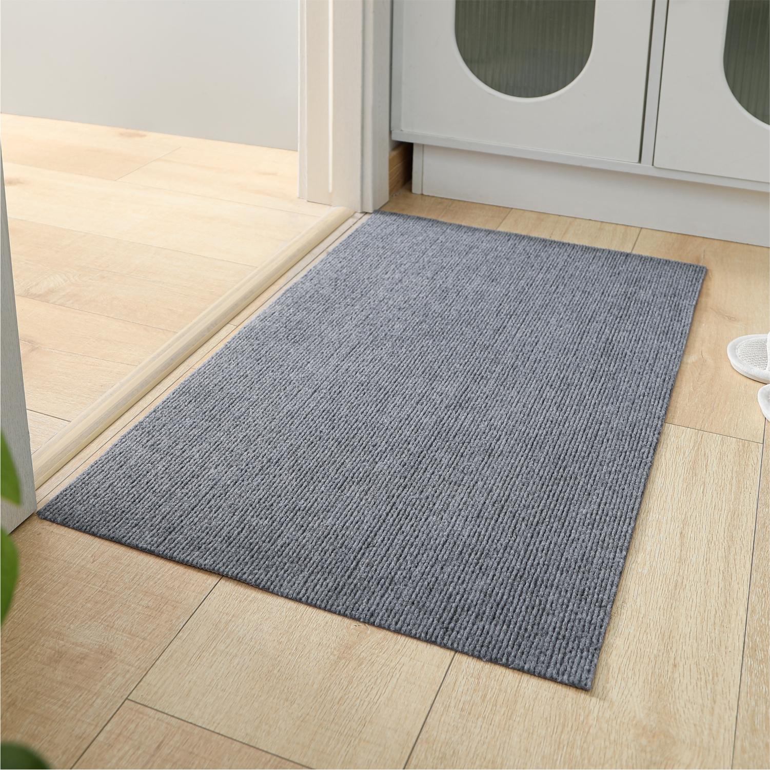 

Нескользящий полосатый коврик для пола — прочный, необрастающий и простой в уходе, подходит для использования на кухнях, у входов на улицу и перед крыльцом. 40X60CM серый