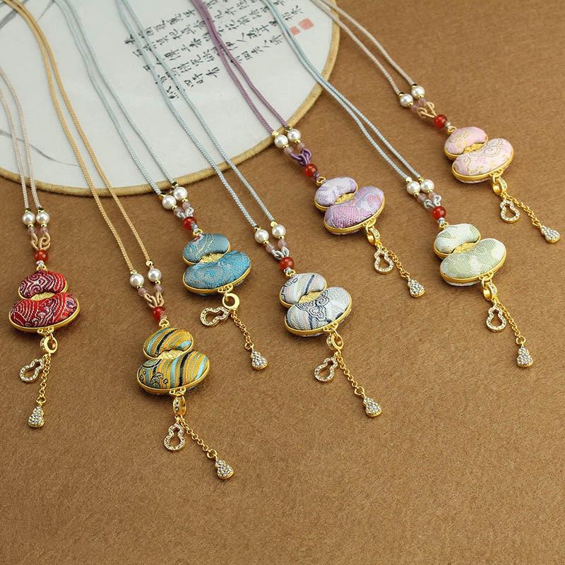 Song Dynasty Handmade Brocade Double-Sided Gourd Necklace for Women - Chinese Style Sweater Chain Accessories Red Double-Sided Gourd Necklace