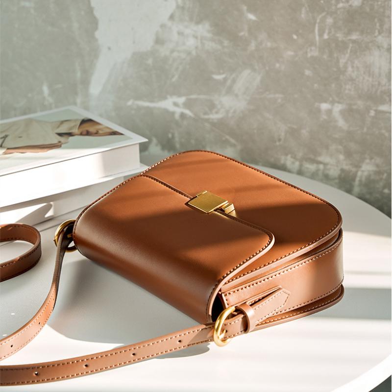Premium Sense Niche Design Armpit Bag Leather Women's Bag Spring and Summer Tofu Bag Shoulder Messenger Bag