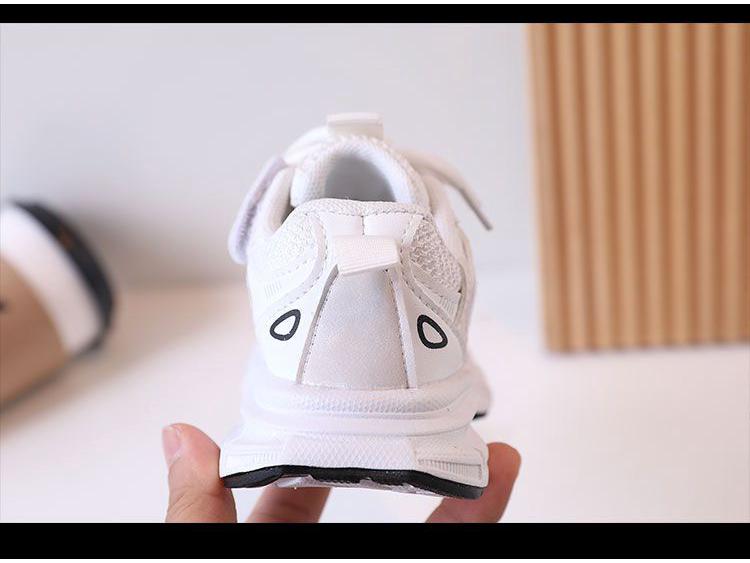 Dětské jarní tenisky 2024: Dívčí a chlapecké „dad shoes“