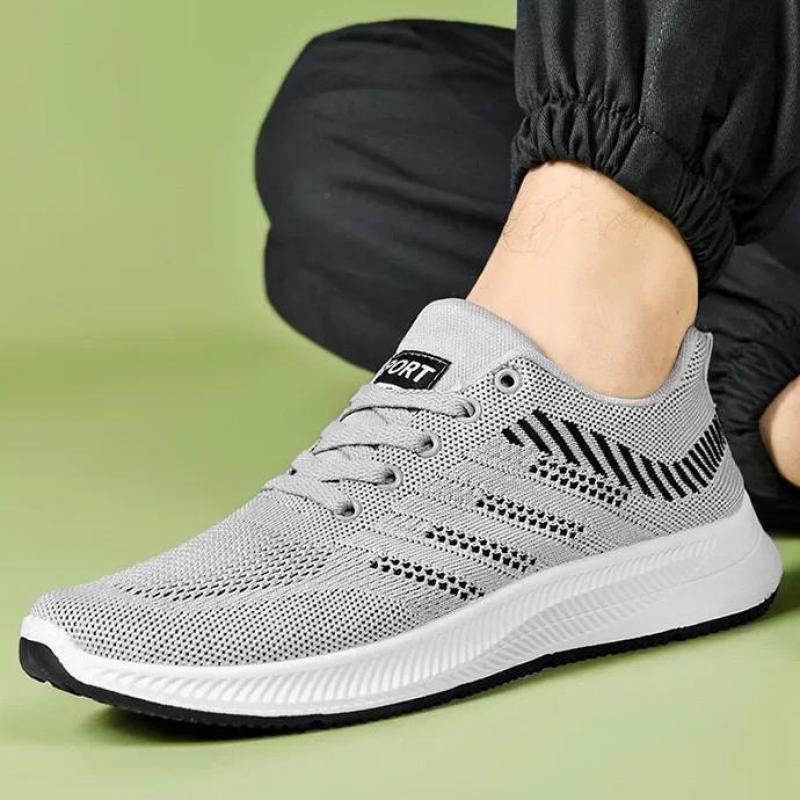 Spring Men's Shoes Breathable Mesh Men Sneakers Slip On Knitting Casual Shoes Flat Tennis Shoes Man Lightweight Running Shoes