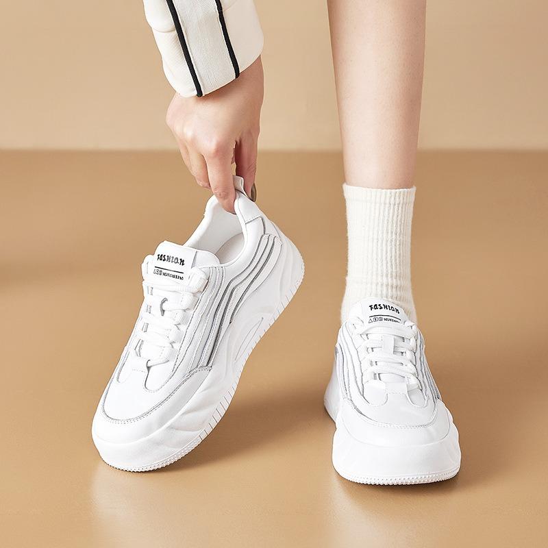Autumn leather little white shoes women's lace-up sports shoes women's color matching casual student shoes women's thick baseplate shoes