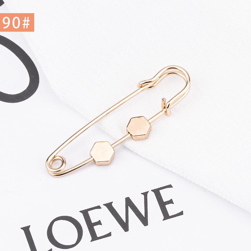 Pearl Anti-Exposure Brooch: Women's Waist-Cinching Pin & Clothing Decoration