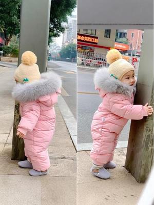 Winter Baby Strampler mit Pelzkragen und Samtfutter