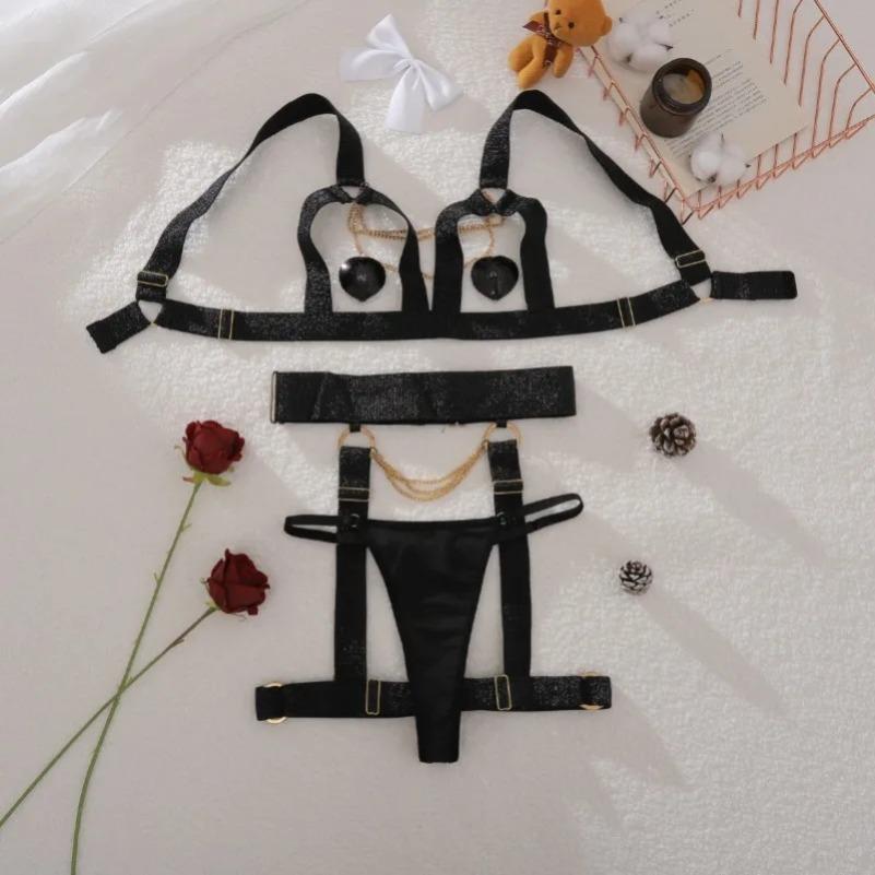Women'S Sexy Lingerie Sets Cut Out Bandage Metal Chain Bra Brief Heart Shiny Underwear  Sexy Erotic Costumes Four Piece Sets
