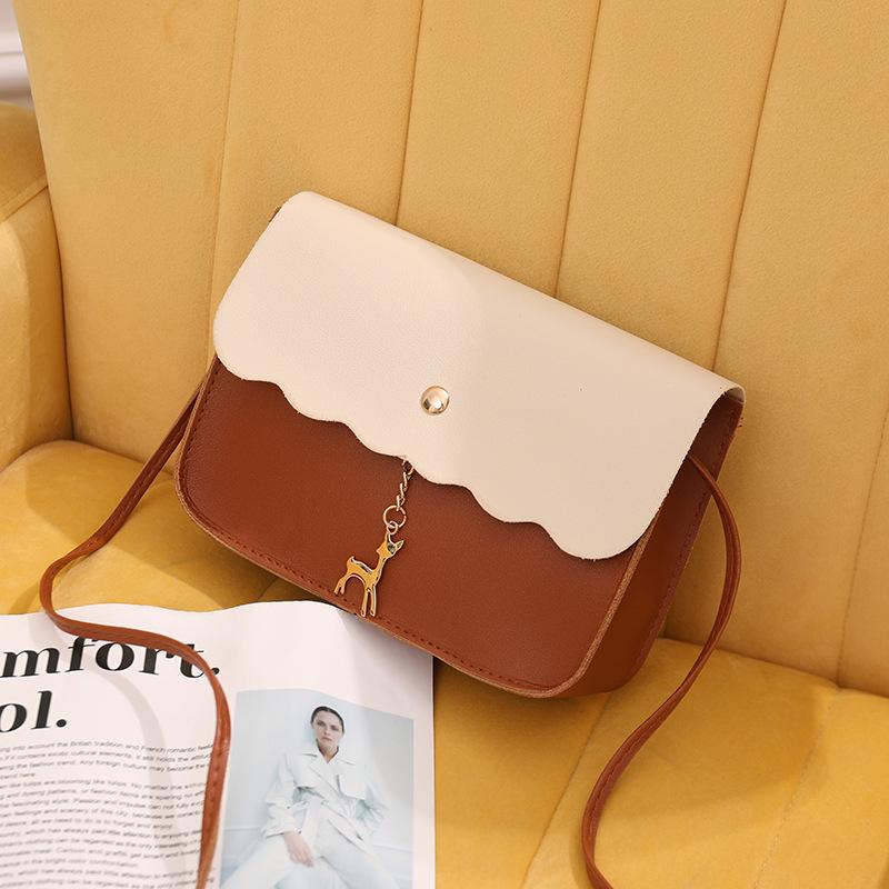 

Весенний тренд милая маленькая квадратная сумка на одно плечо через плечо модная контрастного цвета с подвеской в виде оленя женская сумка коричневый