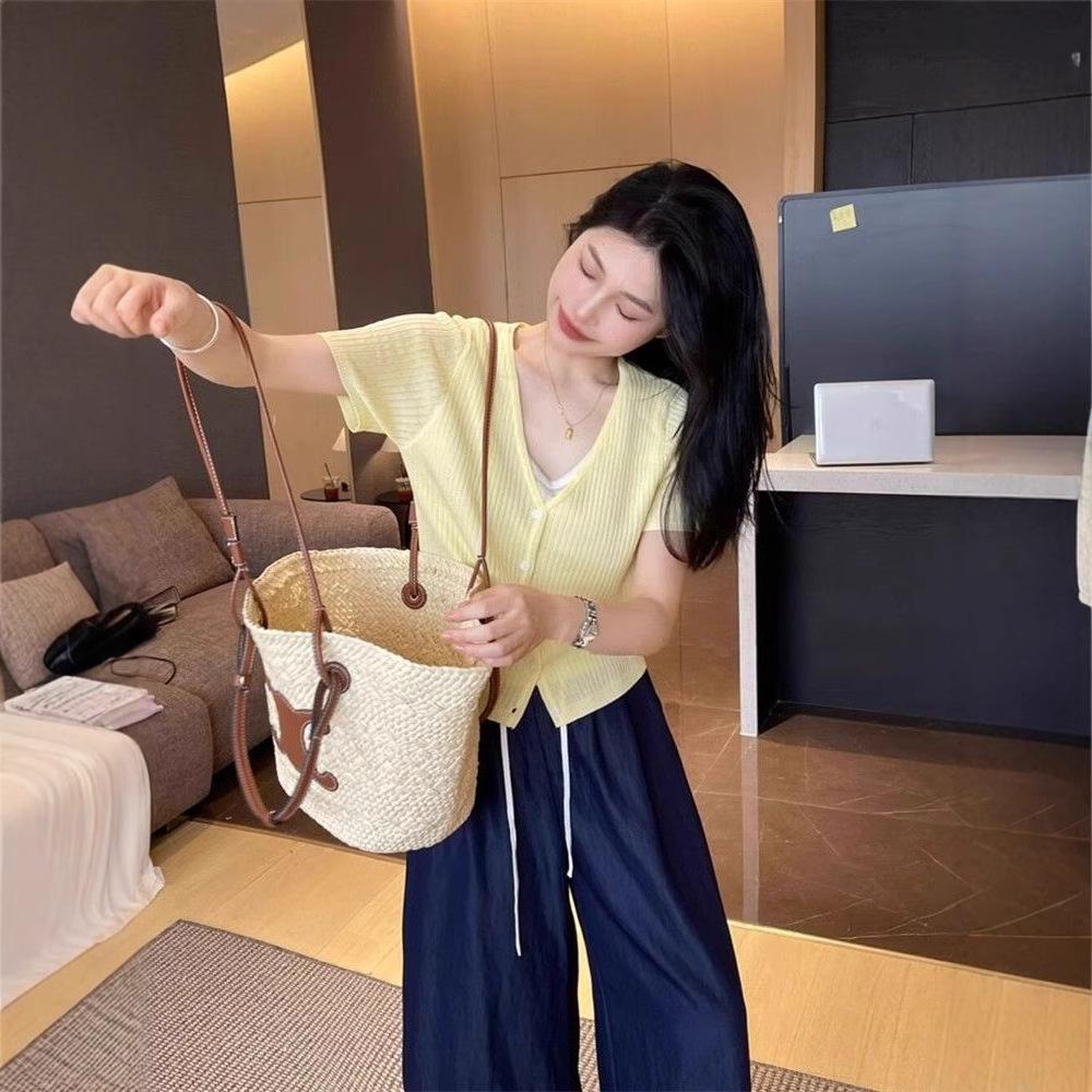 Korean Style V-Neck Two-in-One Knitwear: Summer 2025 Short-Sleeved T-Shirt.